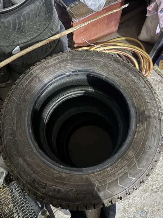 Zimnaya rezina 205/65R15