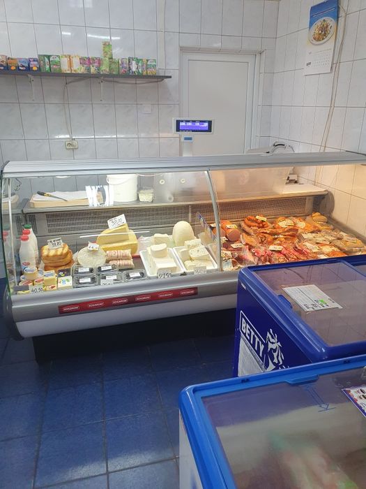 Închiriez spațiu comercial