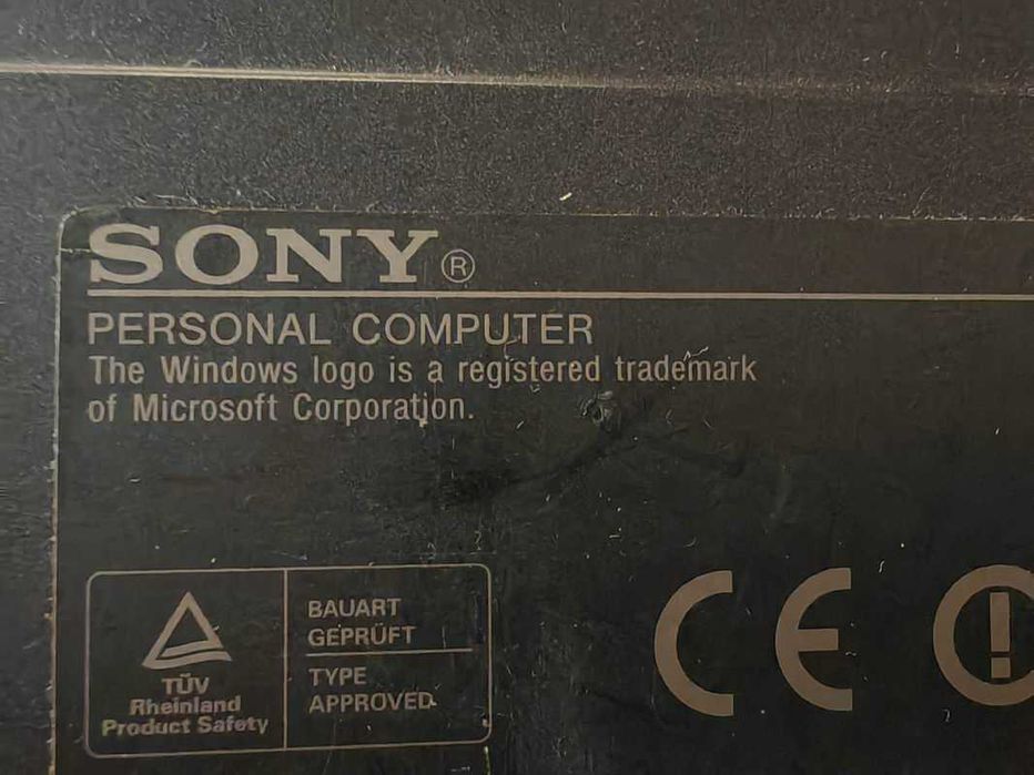 Продавам лаптоп Sony-PCG-8161M-WGN-AW41ZF