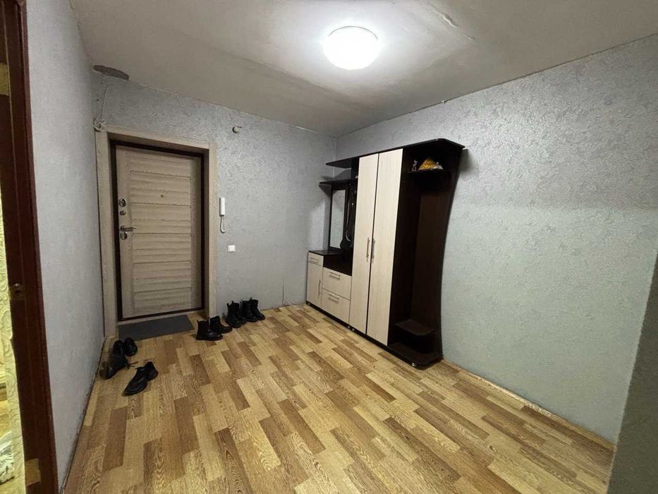 Продается 2 комнатная квартира  в КЖБИ в новом доме