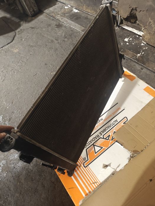 Радиатор на Kia k7