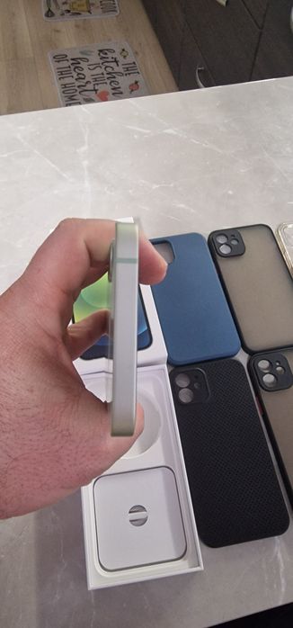 Vand Apple Iphone 12 Green IMPECABIL FULL BOX