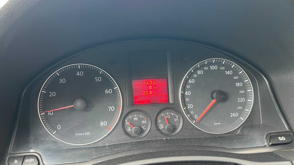 Volkswagen Golf 5, 1.6i, 102 CP, an 2007, negociabil
