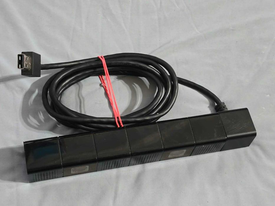Camera PS4 Sony PlayStation 4 1280 x 800 pixeli la 60 fps (Model CUH-ZEY1)
