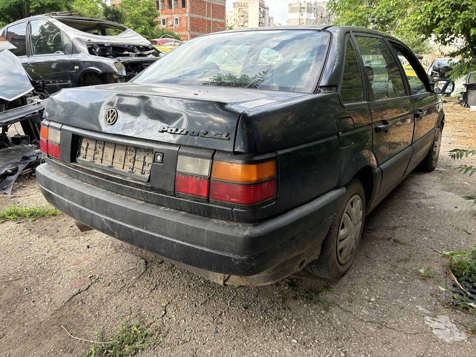 Фолксваген пасат 2 1.6 бензин на части.