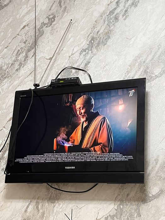 продам телевизор