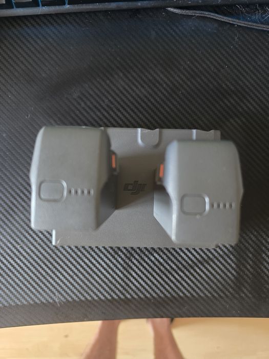 Baterii DJI Avata 2 + Hub de încărcare