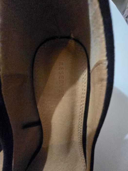 обувки елегантни Reserved