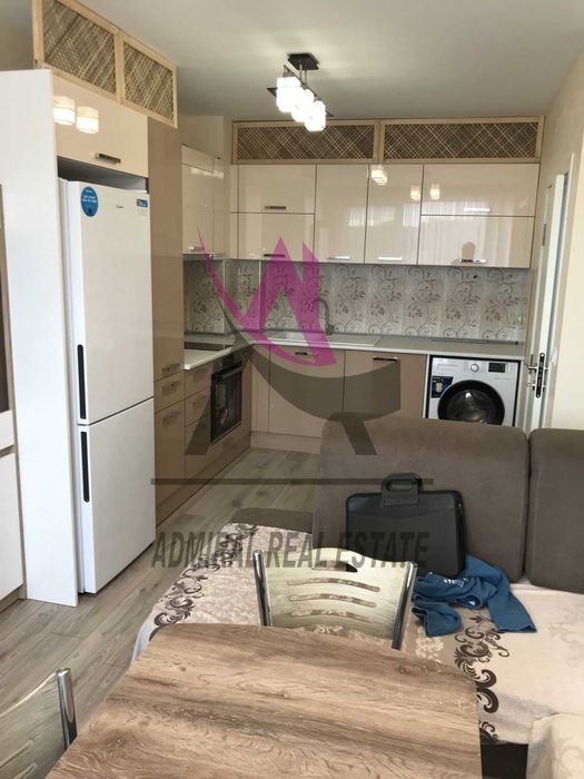 Продава се Двустаен апартамент в Варна, Възраждане 1 - 70 кв.м за 2058 €/кв.м - Снимка #1