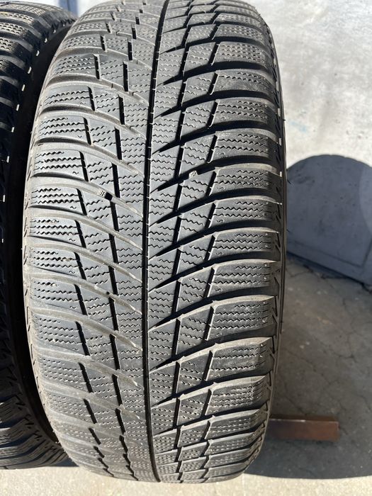 4 бр. зимни гуми 205/55/16 Bridgestone 5-6 mmDOT 1717