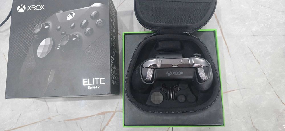 Контролер Xbox Elite 2, Оригинална кутия с всички аксесоари