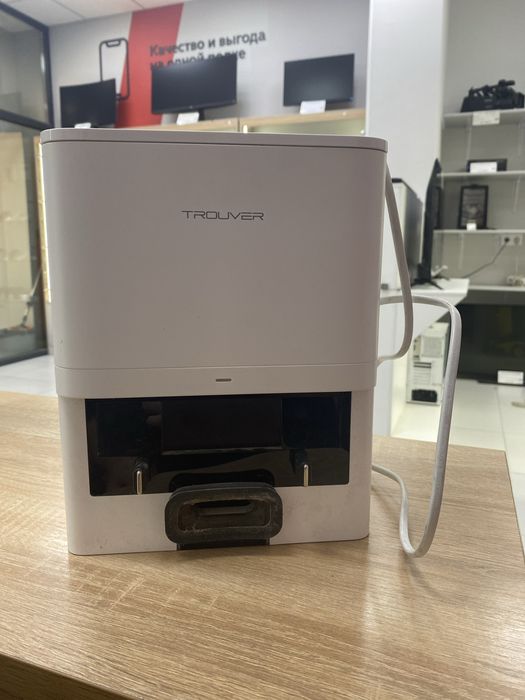 Робот пылесос Trouver E20B (p25)