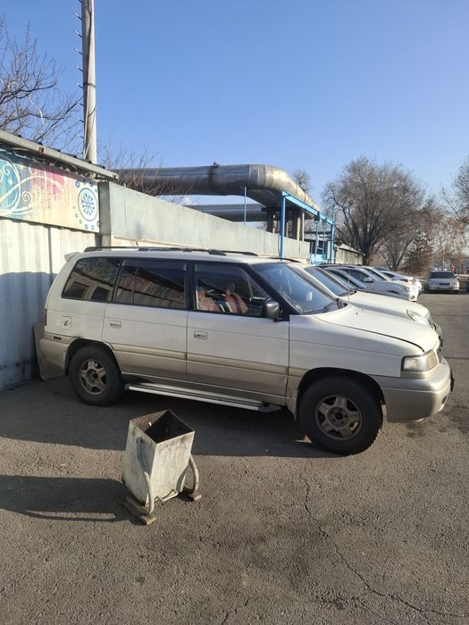 Продам Мазда МПВ