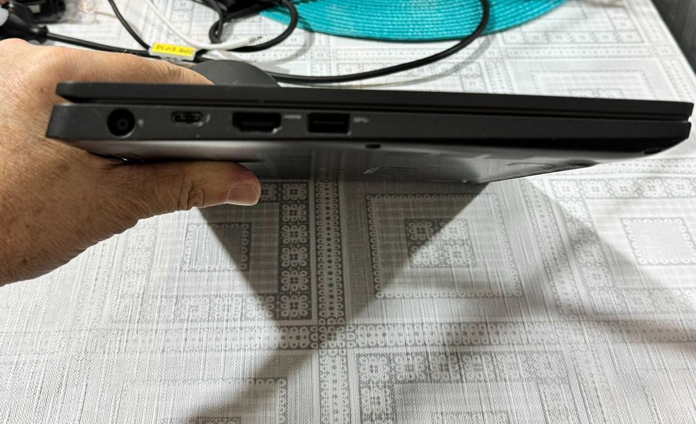 Dell Latitude 7300 business