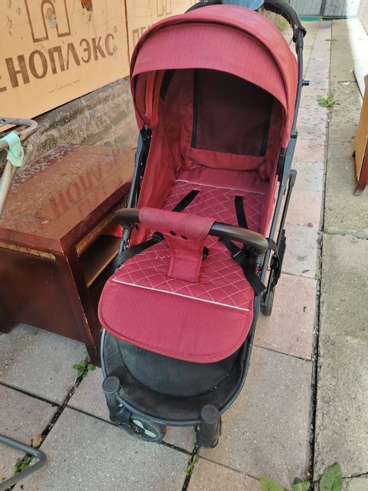 Коляска в хорошем состоянии