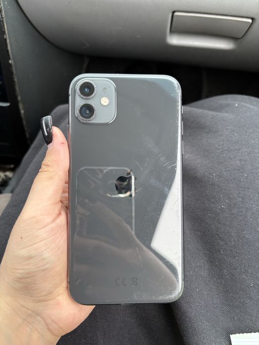 Продам телефон Айфон iPhone 11
