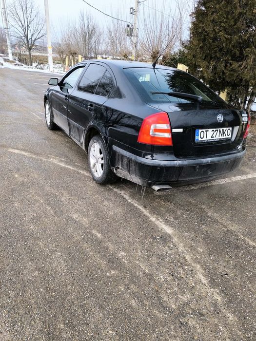 Vand   Sau schimb skoda octavia  1.6 fsi  an 2007  full option