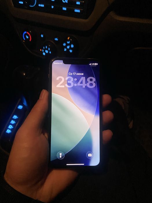 Айфон 11 про  85 000