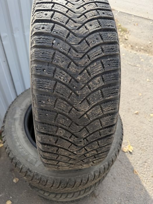 Продам Шины Зимние