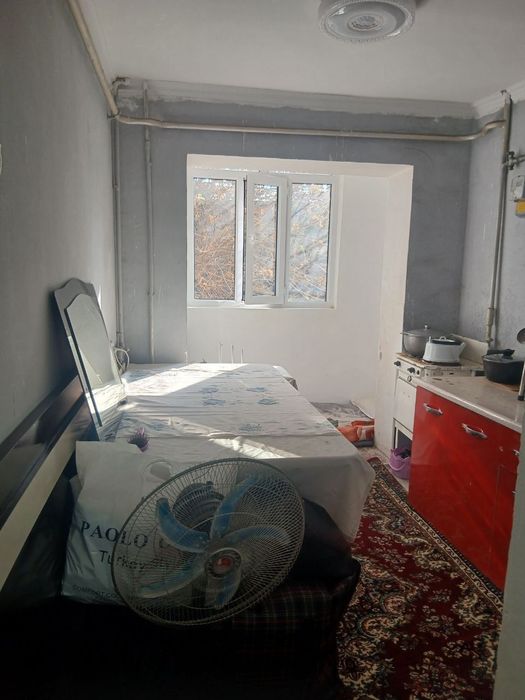 Чирчик шахри 
Окковок 
1-хона -этаж 
Квартира Ижарага Берилади 
Ижа