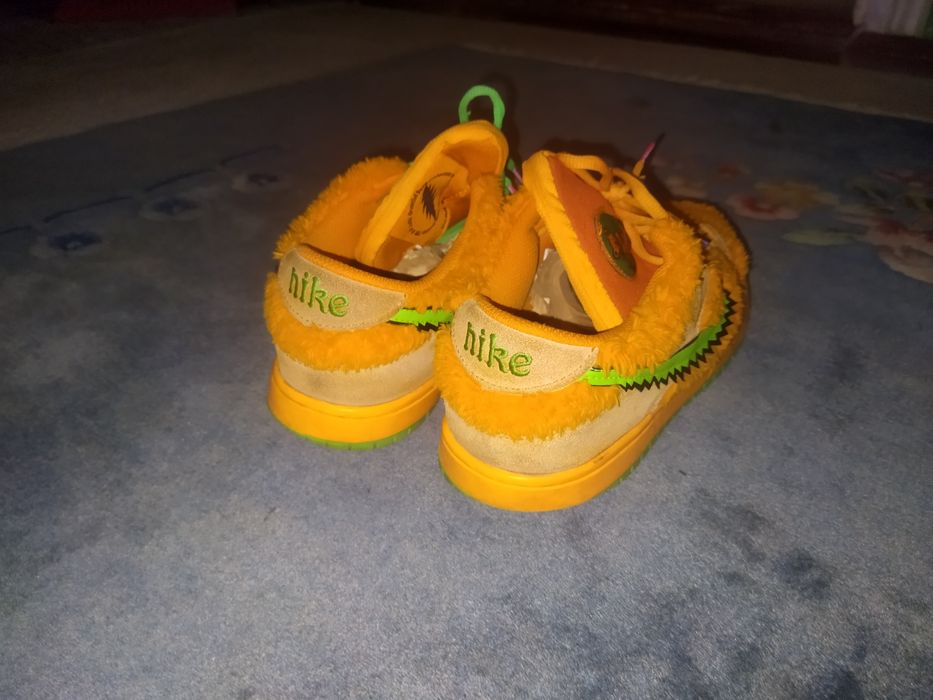 Grateful Dead x Nike SB Dunk Low “Orange Bear