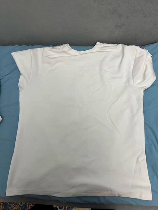 Продам футболки белые