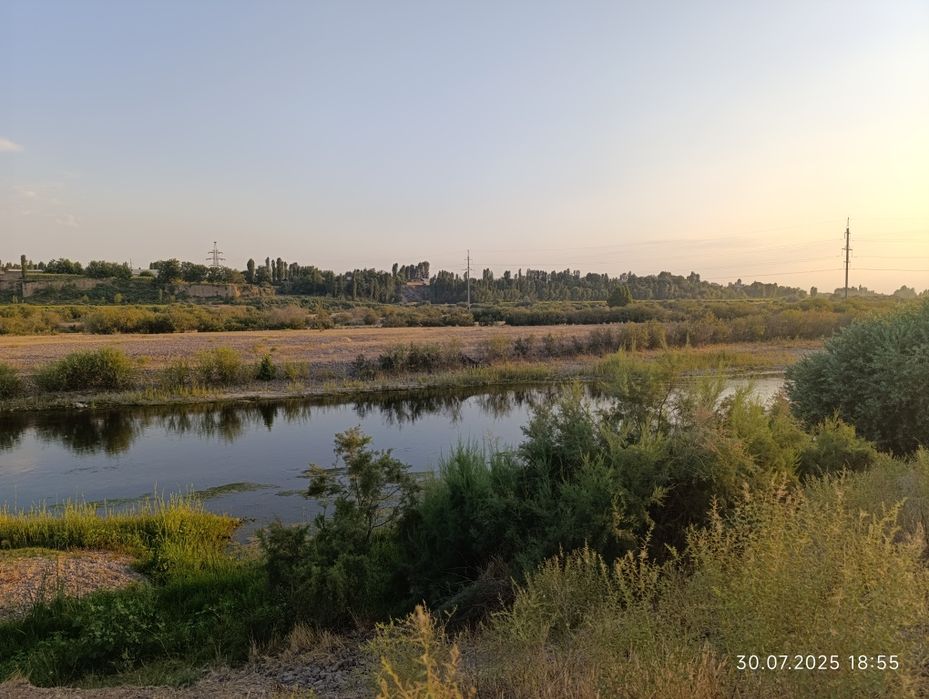 4 гектар жой сотилади. Дарё буйида. Ташмореда