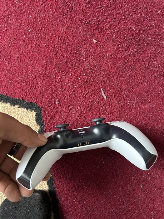 Продаю джостик на пс 5