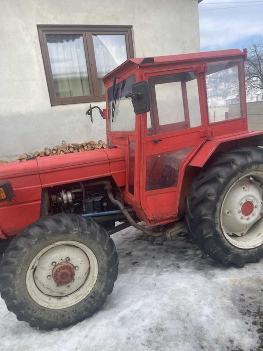 Vand sau schimb tractor FIAT 415 (4x4)