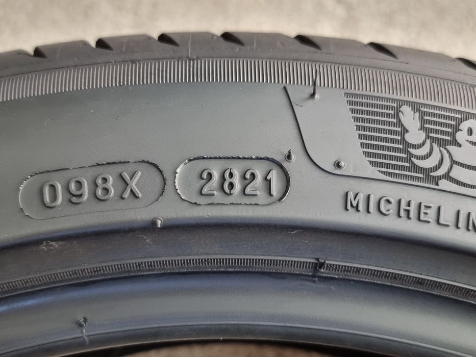 225/45/17 Michelin 4Броя: 200€ 6.3мм