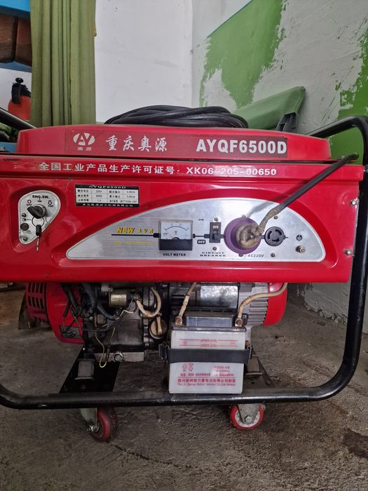 Бензиновый генератор 5.5кв