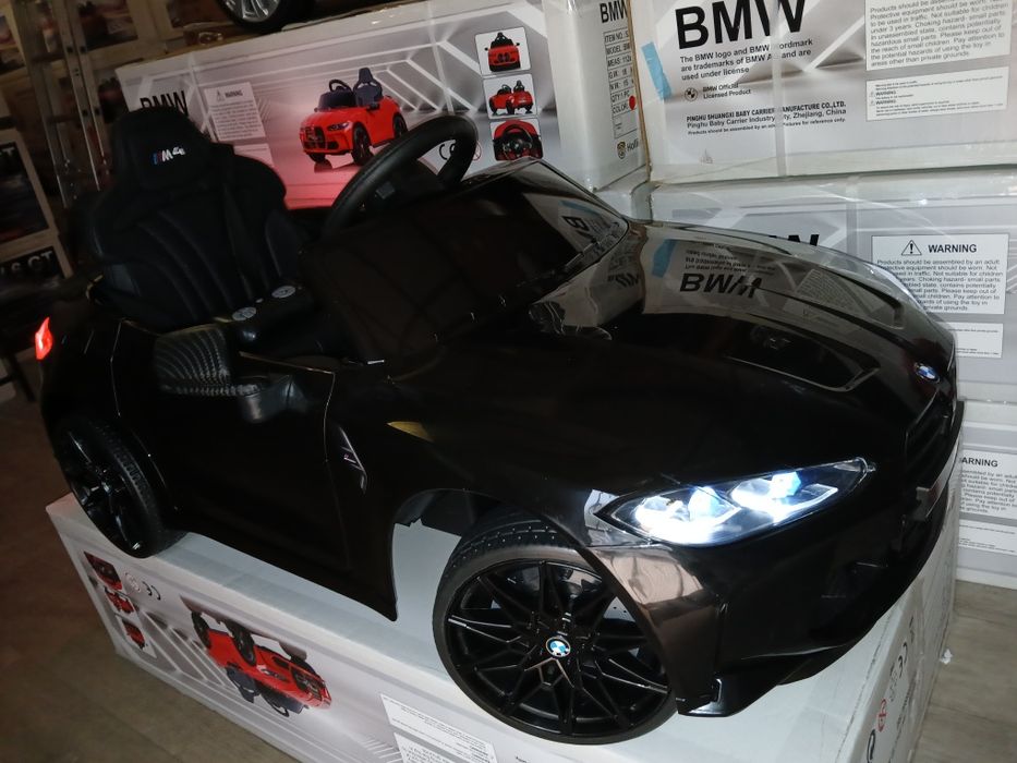 Чисто нови!Топ цена!Акумулаторна кола BMW M4 меки гуми,дистанционно,