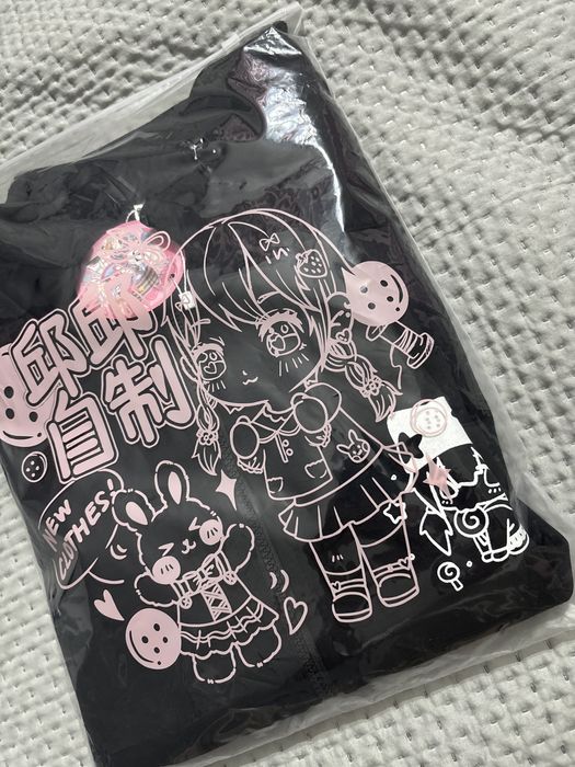 черная зипка с рисунками