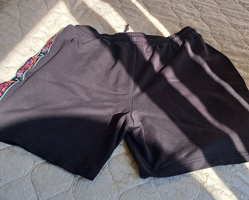 Къси спортни панталони PUMA, L размер