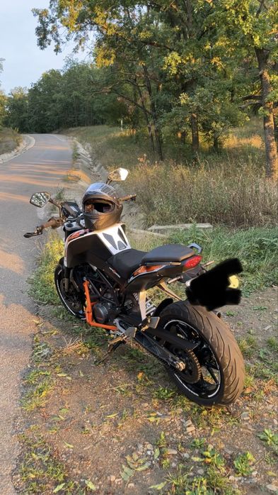 Vand Ktm duke 125cc 2016 (baga ulei in antigel)