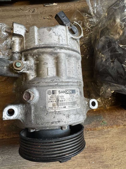 компресор за климатик VW PASSAT 7 USA 1.8tsi 2013г.