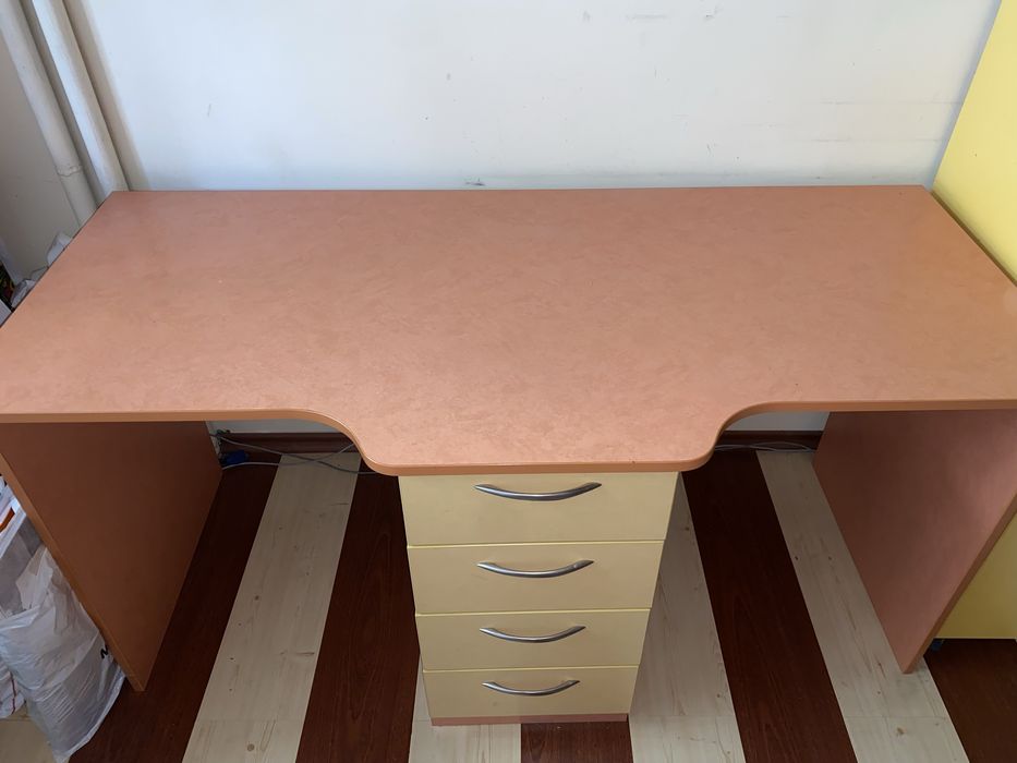 Двойно бюро за стая/офис