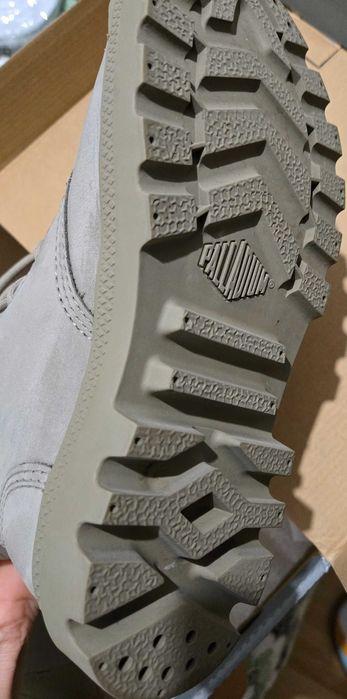 Туристически обувки Palladium