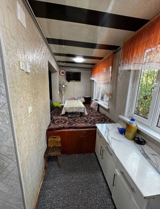 Чиланзар 25 квартал рядом с Экопарк 3-комнат 2-золотой этаж