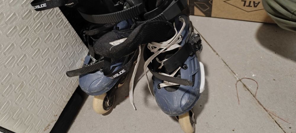 Роликовые коньки REACTION