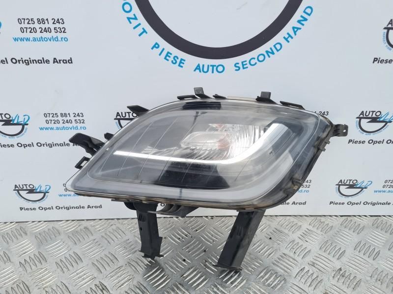Proiector ceata fundal negru stanga Opel Astra J