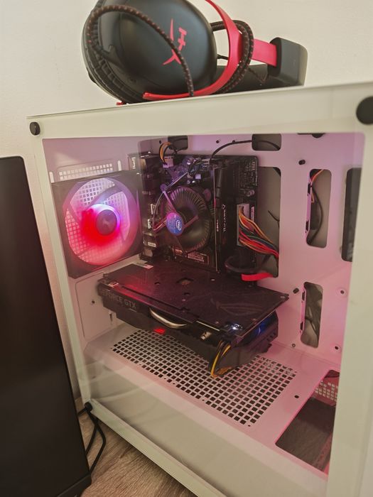 Vând PC GAMING I3 9100 32 GB RAM, Nvidia GeForce  gtx 1650 4 GB RAM