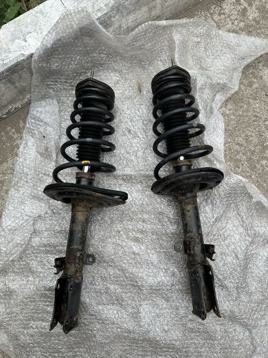 Стойки в сборе Camry 50