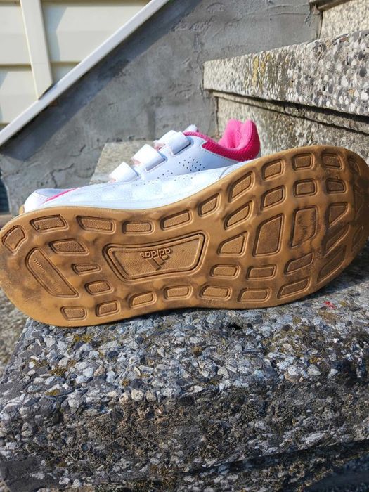 Маратонки  Adidas