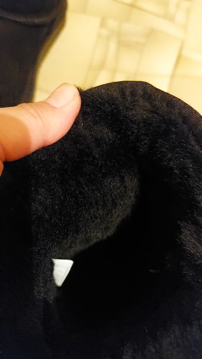 Продам новые натуральные угги