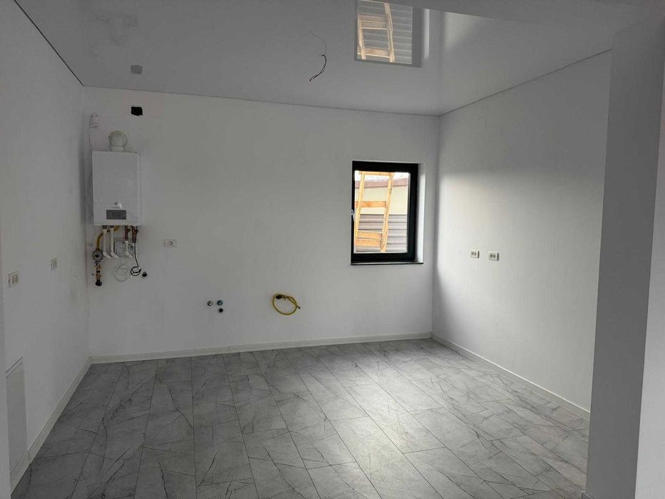 OCAZIE DE NERATAT! APARTAMENT IN VILA! curte si intrare privata!