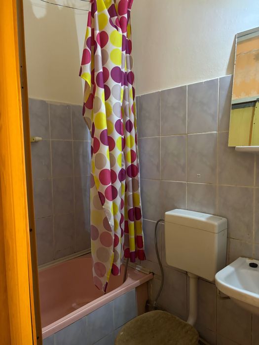 Garsonieră Metrom de vânzare