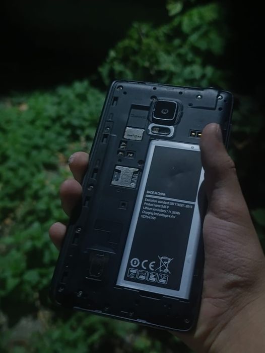 Обмен редкий Samsung note edge 4g