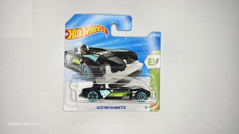 Mașinuțe Hot Wheels mainlines,treasure hunts,silver flame