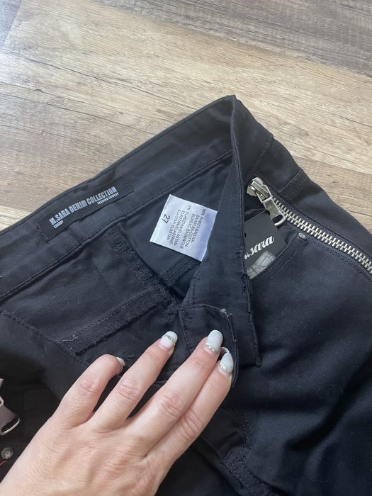 Нов панталон с ципове